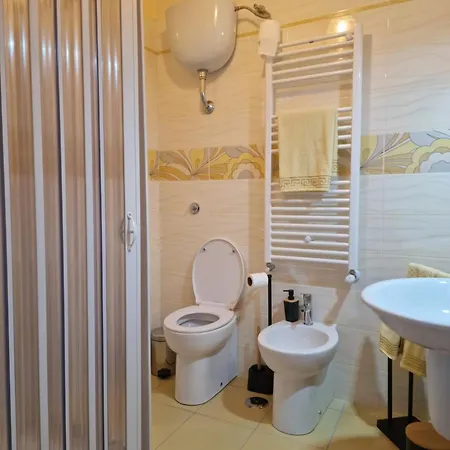 Bed & Breakfast Golden Crown 3*